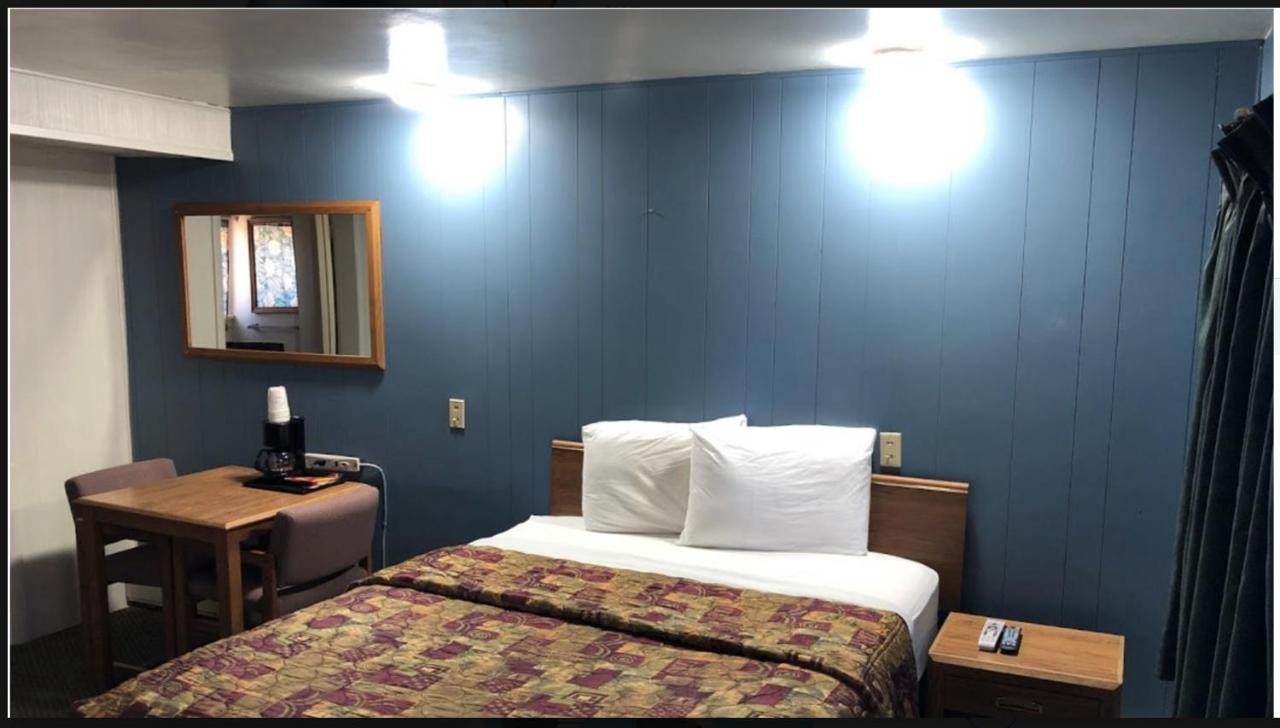 Wyoming Motel Wheatland Экстерьер фото